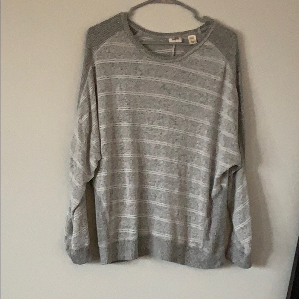 Daytrip gray and white striped sweater
